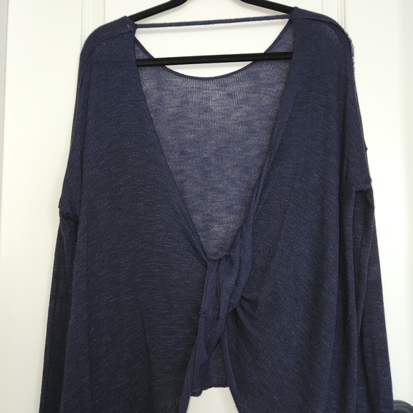 FREE PEOPLE Shadow Hacci Open Back Sweater in Navy Blue Size XS - Picture 8 of 9